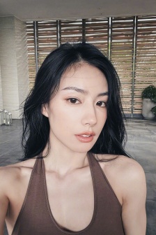 韩国三级电影善良的小姨子